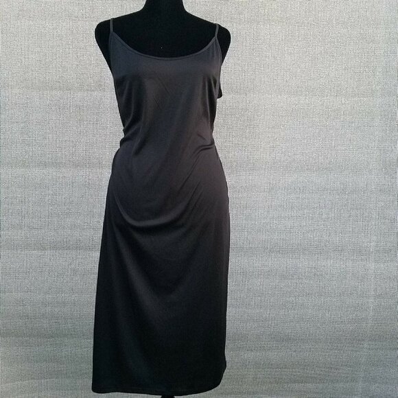Women's Slip Dress. Size XL. Unknown Brand. See Measurements. - Picture 2 of 12